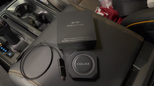 CARLUEX wireless carplay adapter