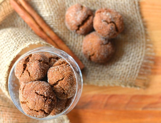 Island Molasses Cookies