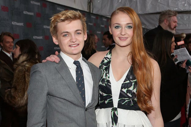 Joffrey e Sansa