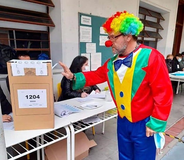 Voter dressed as a clown during the November 7th Nicaraguan elections to showcase that they are just a “show”.