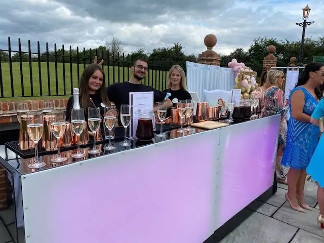 Exciting mobile bar hire available in London and the UK!