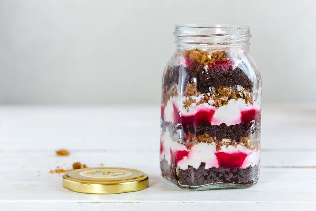 Double Choco-Cake Jar (Contains Egg)