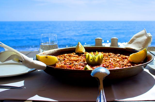 A typical Barcelona paella lunch