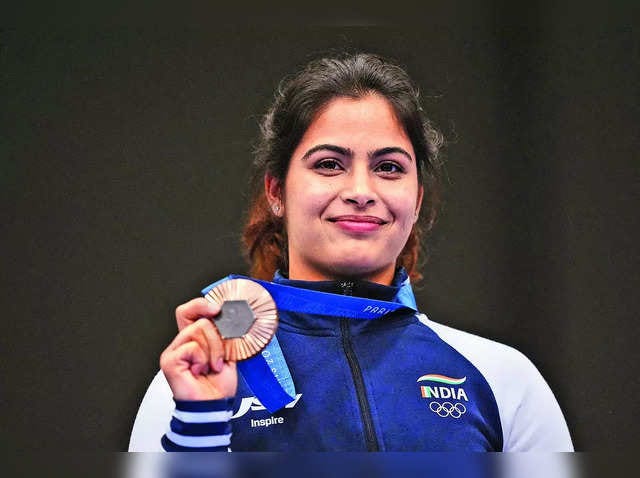 Manu bhakar, 1st Indian women to win Medal at shooting