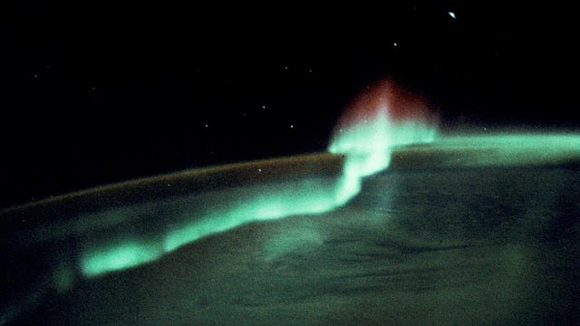 23 Gorgeous Picture of Auroras taken from Space