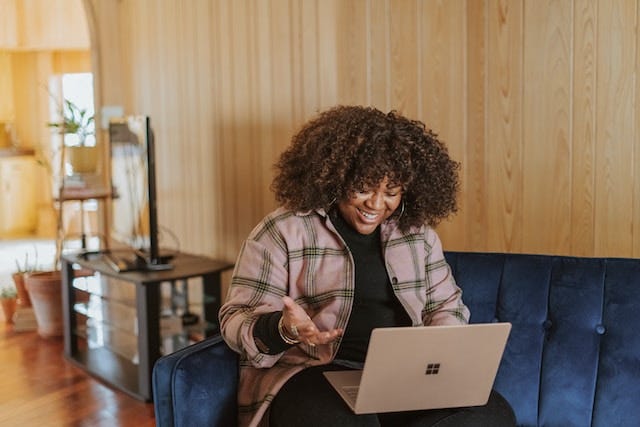 Homeoffice ist nur eine der vielen Änderungen, die Hybridarbeit mit sich bringt