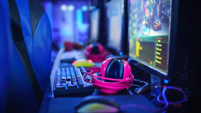 Daily All the Latest P2E Gaming Blogs, News and Best Play-To-Earn Game News and Top NFT Games News Articles 2023–2024