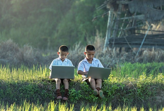 children working with computers