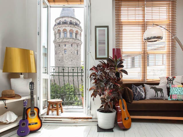 An Airbnb house with Galata tower view. Source: https://thehoneycombers.com/singapore/airbnb-competition-views-campaign/