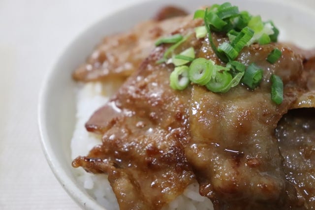 How to cook Buta Don（Pork Rice Bowl）😋🐖