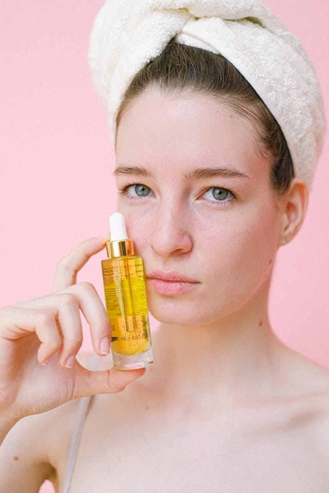 Best face Serums for teenage skin
