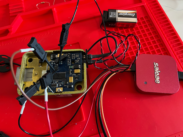 the lock connected to a Saleae logic analyser