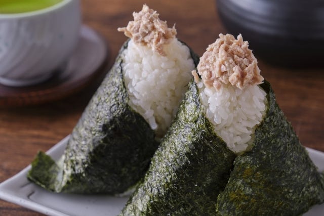 How to make Tuna-mayo Onigiri🍙😋