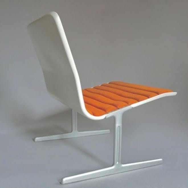 Vitsœ 601 Easy Chair (1960) designed by Deiter Rams