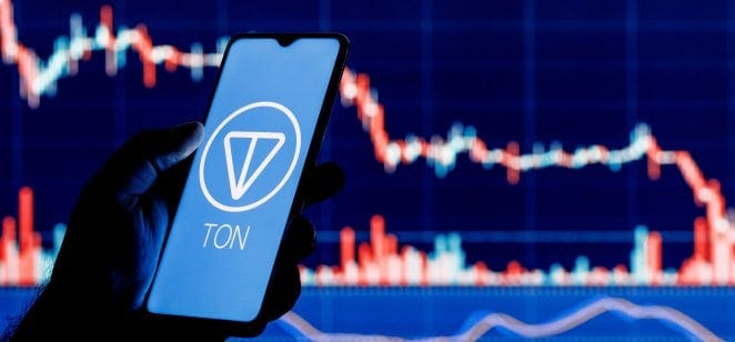 Attention vs Capital: Why Most Crypto Narratives Fail to Sustain Momentum