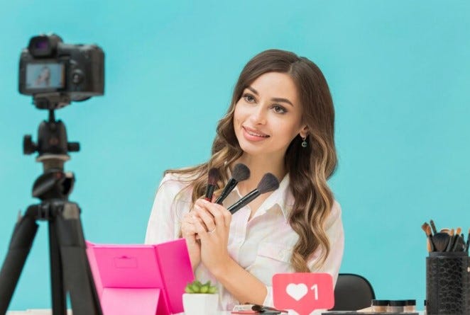 How Food and Beverage Brands Can Use Influencer Marketing Strategies?