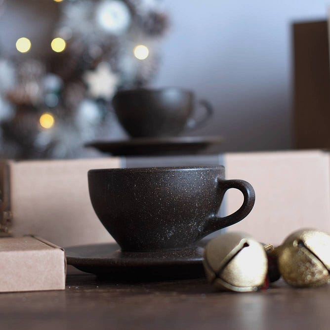 espresso cup made from recycled spent coffee grounds / Coffee Gems