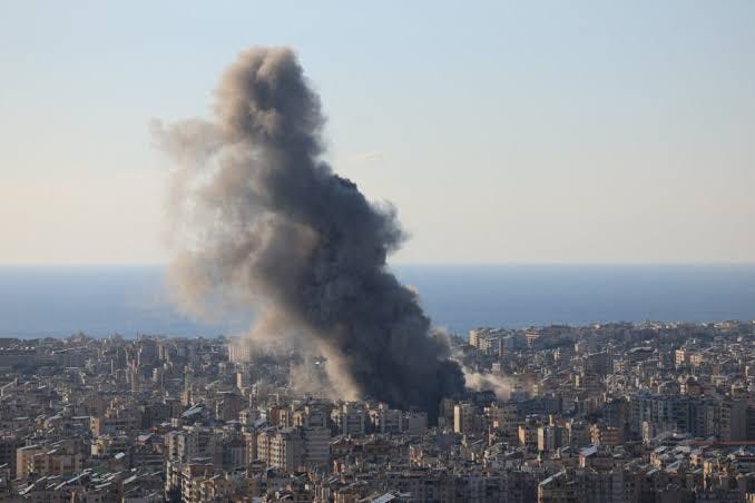  Iran–US War 2026: A Conflict Reshaping the World
The ongoing conflict between the United…
