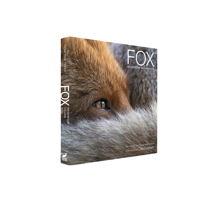 Award-winning photographers Neil Aldridge, Matt Maran and Andy Parkinson have been documenting the British red fox for over 20 years. Their photographs, together with a series of informative essays, shed new light on this enigmatic and misunderstood animal.