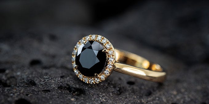 Stunning Black Onyx Engagement Rings to Make a Bold Statement