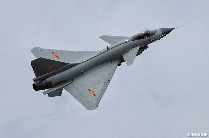 Dragon Rising: The Story of China’s J-10 Fighter Family Dragon Rising: The Story of China’s J-10 Fighter Family