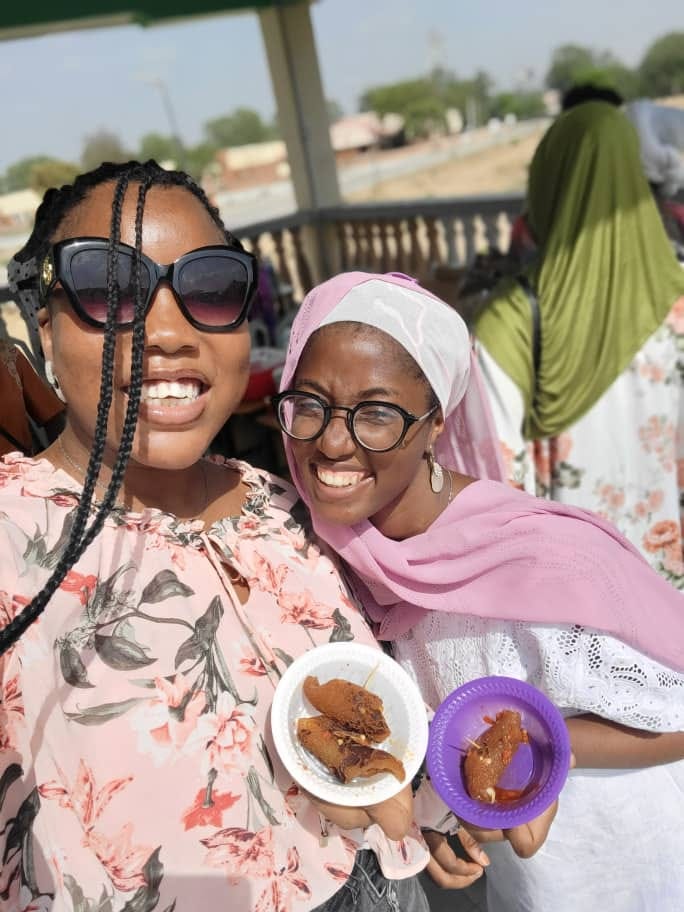 Ponmo selfie featuring Aliyyah Kalejaye and Arafat Motolani