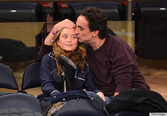 Mary-Kate Olsen and Boyfriend at Knicks Game
