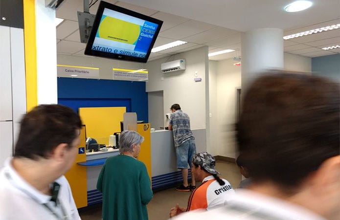 A IA quer pagar a conta. Mas o Sistema Bancário Não Deixa