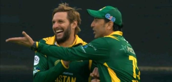 https://thestumpblog.com/pakistan-outclass-england-to-stay-unbeaten-in-world-championship-of-legends/#google_vignette