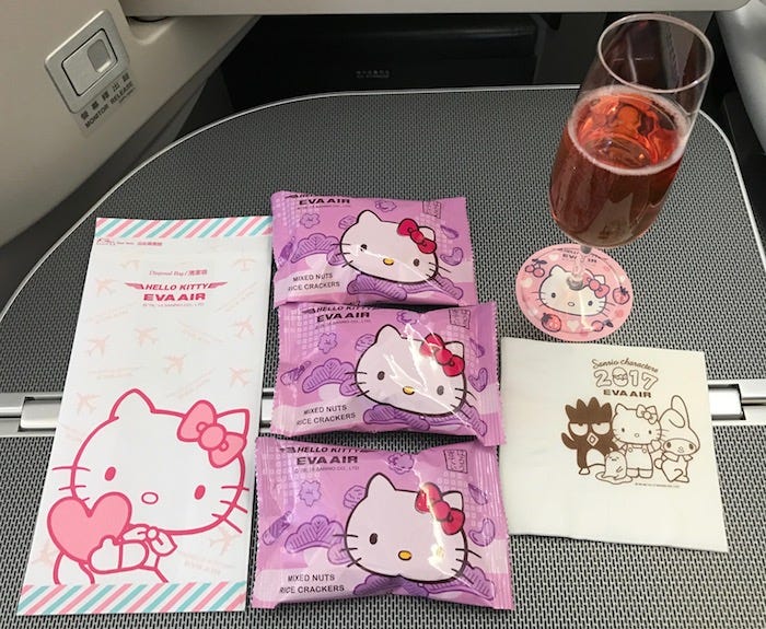 Eva Air Hello Kitty 777