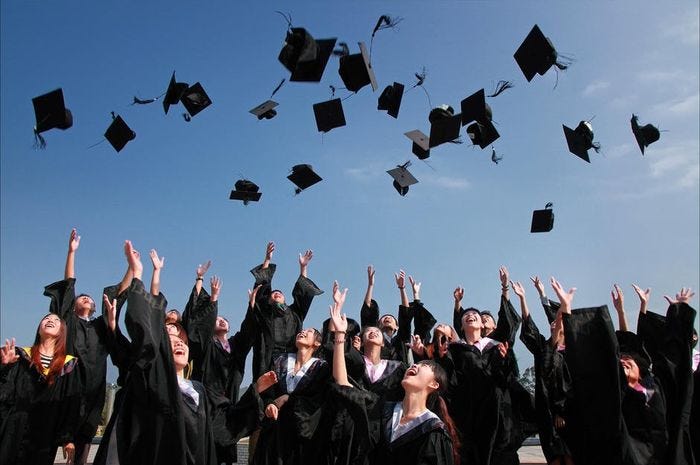 wisuda bersama teman