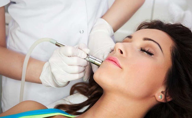 Microdermabrasion Treatment in Lauderdale Beach