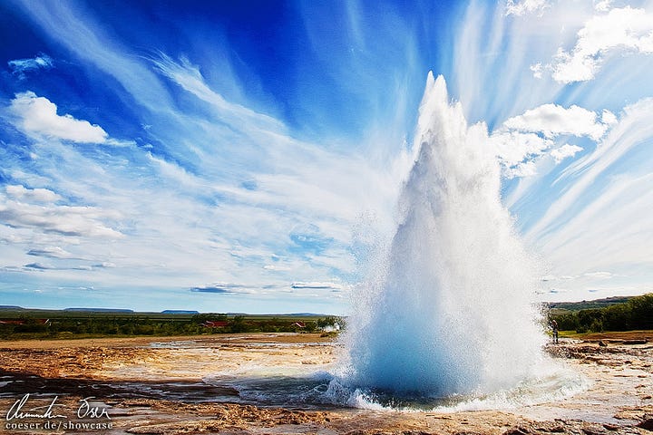 geysir-strokkur-sky-landscape-iceland-christian-oeser