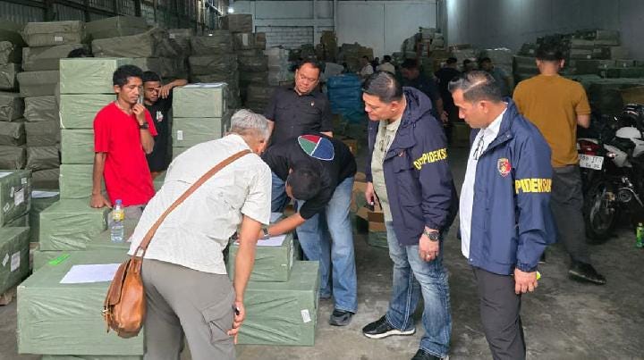 Bareskrim Sita Ribuan HP Ilegal dari 5 Gudang Jakarta