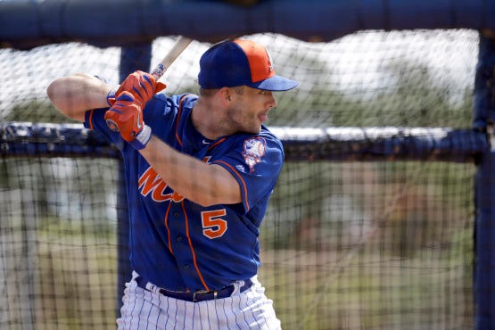 New York Mets' David Wright takes batting practice during spring training baseball practice Friday, Feb. 26, 2016, in Port St. Lucie, Fla. (AP Photo/Jeff Roberson)