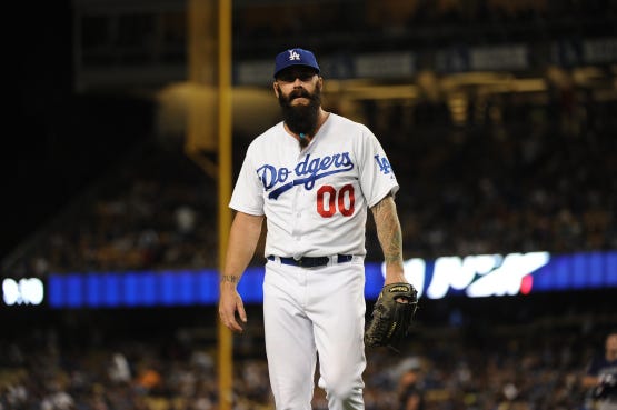 Brian Wilson signs with Dodgers 