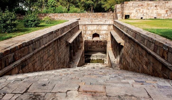 Lal Qila baoli