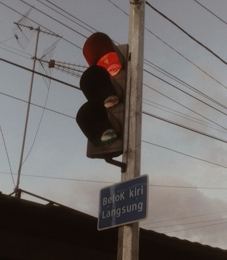 the Lamp is Already red again