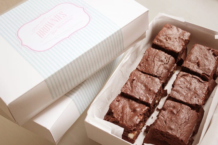 8 brownies are packed in custom brownie box
