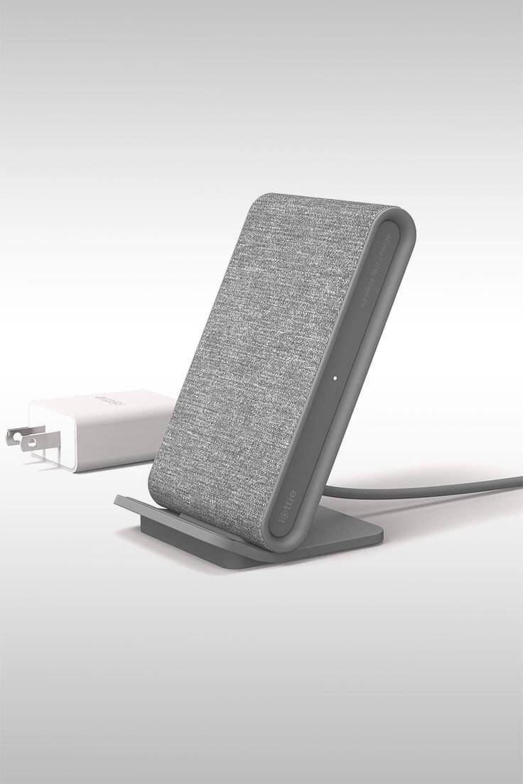 Ion Qi-Certified Wireless Fast Charging Stand (CHWRIO104GR) — Image Credit: iOttie