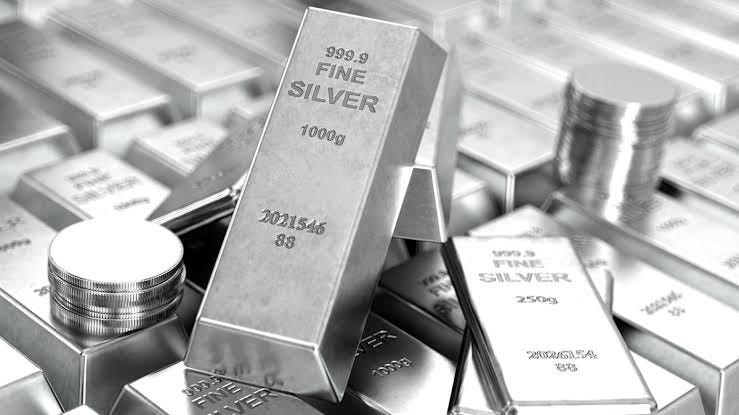 SILVER  WAS A BAD INVESTMENT.