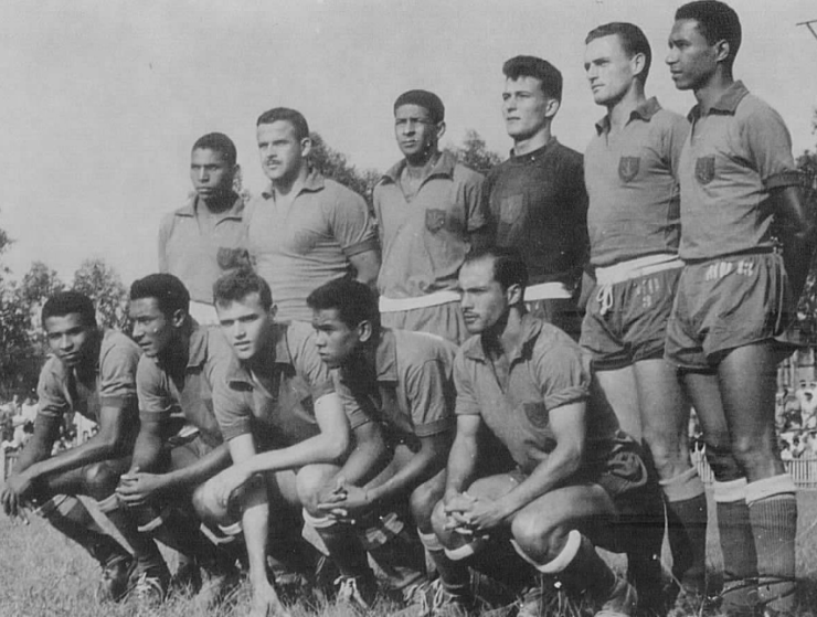 1961 — Joel Reis, Antoninho, Cleuson, Zé Carlos, Ivo Meyer e Joel Santana; Renê, Idésio, Aquiles, Laranjinha e Jorginho.