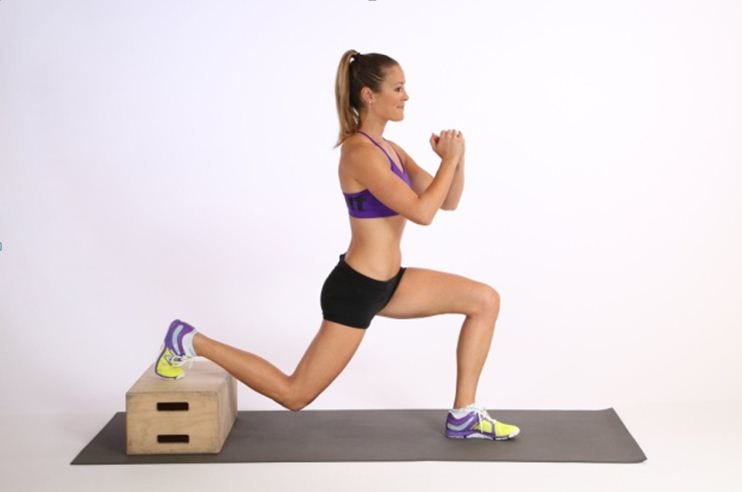 RAISED LUNGES cellulite exercise