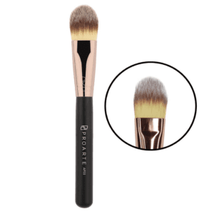 foundation brush in makeup brushes