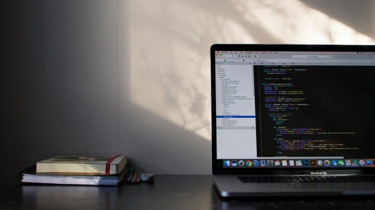 Revolutionizing eCommerce: The Impact of AI on Operations and Customer Experience