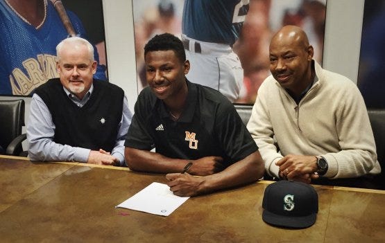 Mariners Sign First Round Draft Pick Kyle Lewis