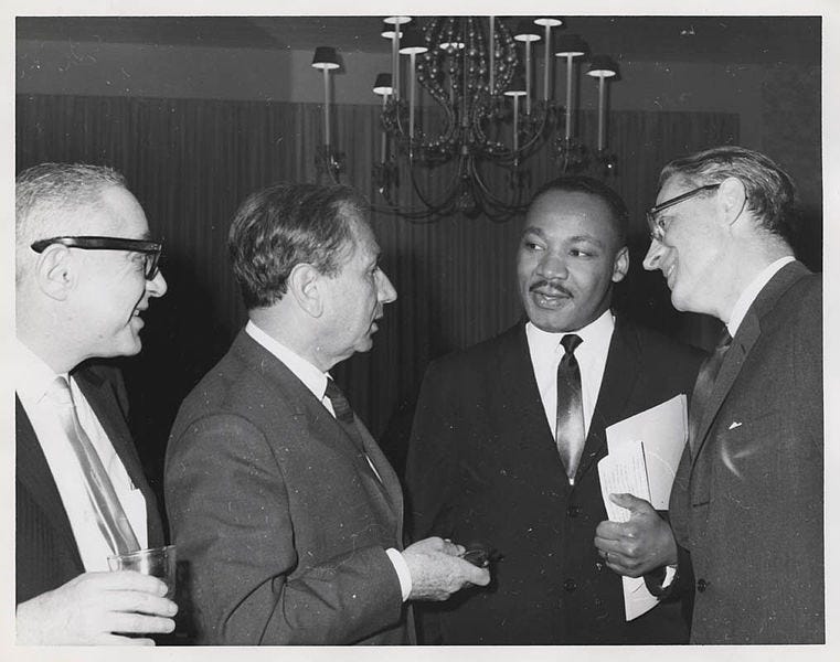 Martin Luther King with Jewish allies at a fund raising event
