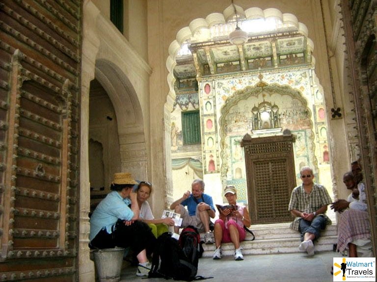 Shekhawati is a major historical site bordering the state of Haryana in Rajasthan. The Shekhawati region includes Jhunjhunu,