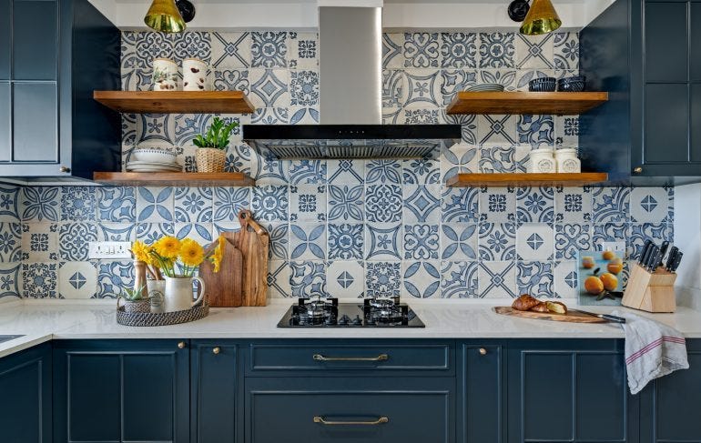 Tiled back wall kitchen