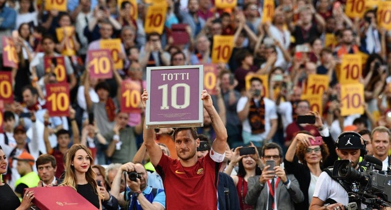 Francesco Totti’s Emotional Farewell, 2017-Footballant